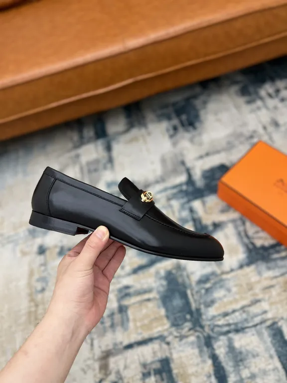 Hermes Shoe 